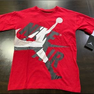 Jordan Girls Short Sleeves Shirt Size S (8-10yrs)